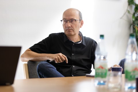 Prof. Hirte