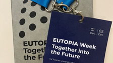 Zu sehen ist der Teilnehmerausweis für die EUTOPIA Week in Venedig 2025