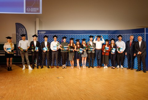 Absolventen Bachelor Wiwi