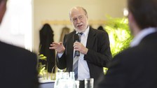 Bild von Prof. Dr. Hans Ulrich Buhl, Leiter des Lehrstuhls für Wirtschaftsinformatik, Informations- & Finanzmanagement an der Uni Augsburg