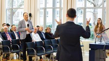 Zu sehen sind Prof. Lasch und Prof. Zschech