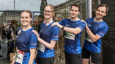 Man sieht das Team von Industrielles Management bei der REWE Team Challenge.