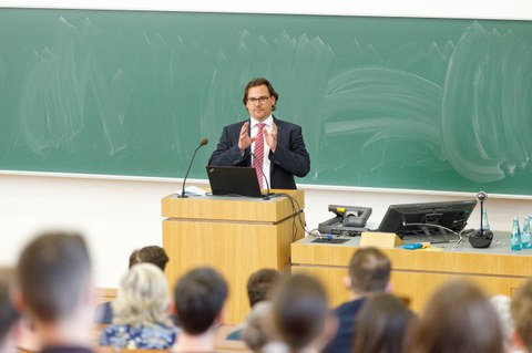 Antrittsvorlesung Prof. Christian Leßmann