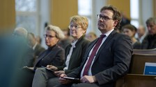 Christian Leßmann, Veronika Grimm und Rektorin der TUD