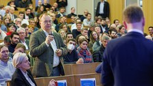 Das Publikum hatte die Möglichkeit Fragen zu stellen.