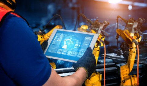 Man sieht ein Bild zu Operations and Logistic Management