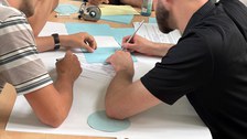 Man sieht Studierende