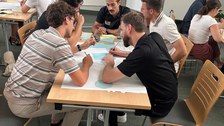 Man sieht Studierende