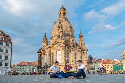 Der Neumarkt mit der Frauenkirche