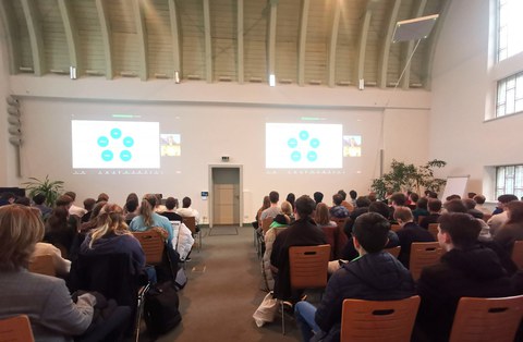 Einführungsvortrag bei UNI LIVE