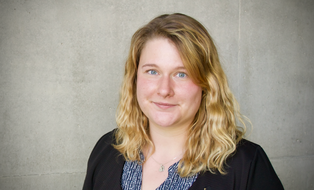 Porträt Emily Hickmann