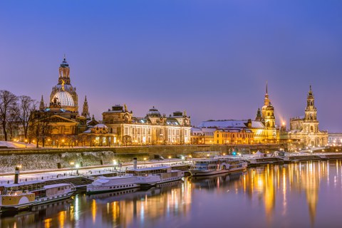 Auf diesem Bild sieht man das winterliche Dresden
