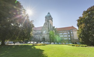 Ansicht Georg-Schumann-Bau