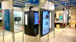 Blick auf die Ausstellung DataSpaces im SLUB Makerspace