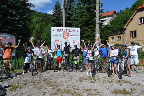 group_2013m.jpg