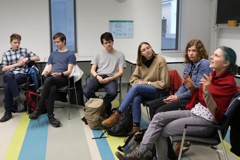 Diskussionsrunde zu Ethik in der Stammzellforschung