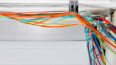 Viele bunte Kabel