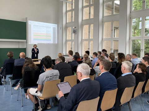 Professor Rösen-Wolff welcoming the Energy and Sustainability Workshop at TU Dresden