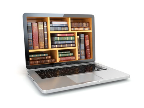 Laptop gefüllt mit Büchern