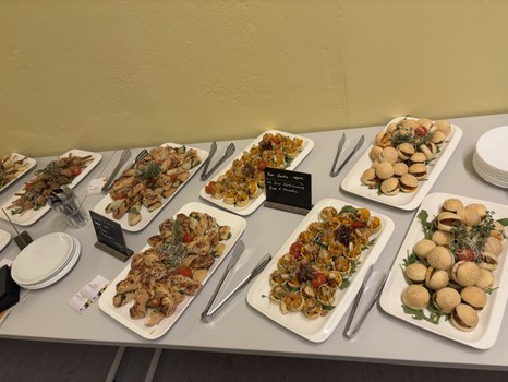 feierliches Abendbuffet