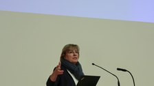 Professorin Rösen-Wolff bei der Begrüßung des NETZWERKSTUDIOs „Energy Systems“