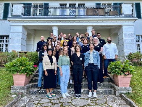 Group photo of the participants