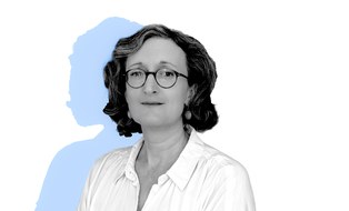 Mrs Angela Böhm