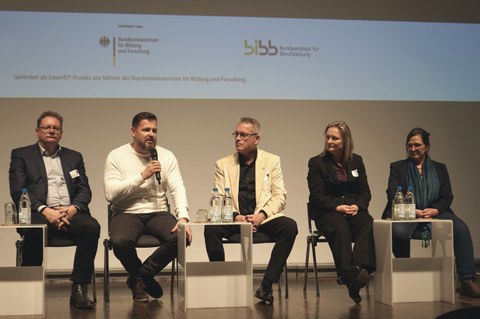 Podiumsdiskussion