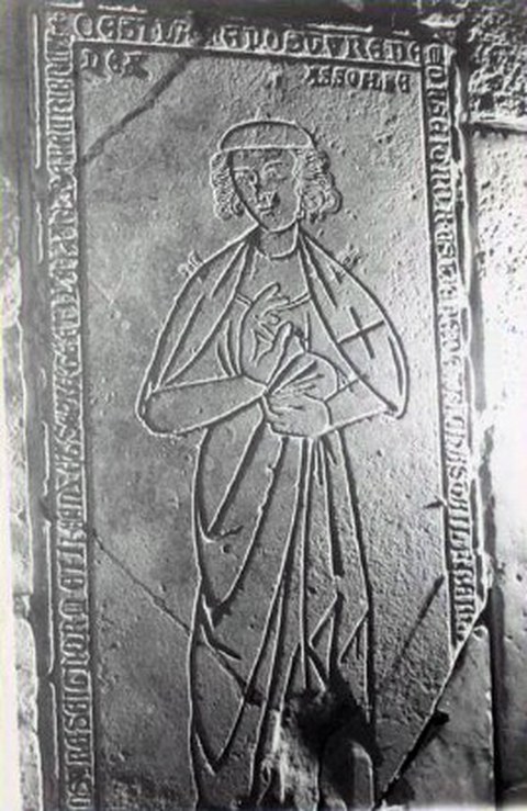 Grabplatte des Kaplans Etienne de Tilchâtel in der Komturei Fontenotte.jpg