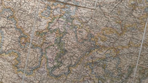 Eine Karte von Thüringen. Sehr alt sieht sie aus.