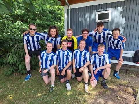 Das Fußballteam des Instituts