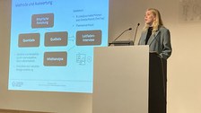 Alissa Steer Präsentation