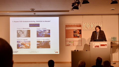 Prof. Hagen auf dem Praxisforum 2020