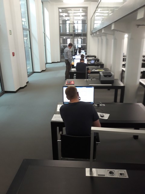 Erste Recherchen im Hauptstaatsarchiv Dresden