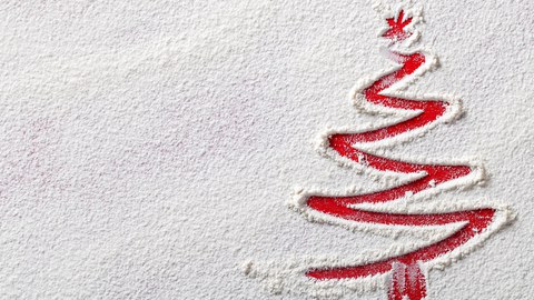 Weihnachtsbaum im Schnee