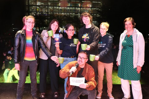 Gruppenfoto der Teilnehmerinnen vom Science Slam 2024