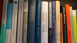 Detailansicht Bücherwand