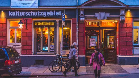 Front des Projekttheater Dresden