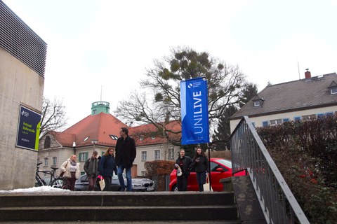 Uni-Live2026