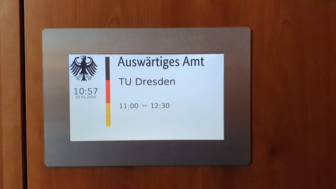 Türschild bei der Exkursion ins Auswärtige Amt
