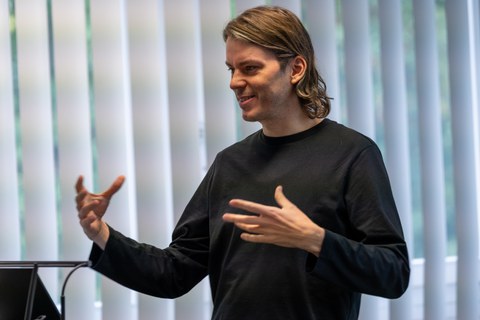 Sprecher:innen während des Symposium