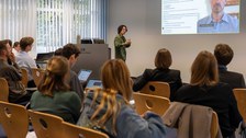 Sprecher:innen während des Symposium