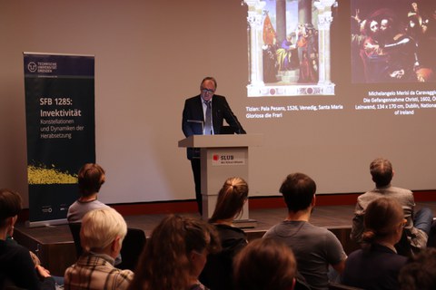 Foto von der Tagung - Redner am Pult