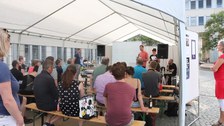 Jan-Lukas Horneff und Ken Heuring während des Vortrags mit Publikum