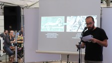 Peterlini beim Vortrag Michelangeloparodien in der italienischen Kunst des Cinquecento