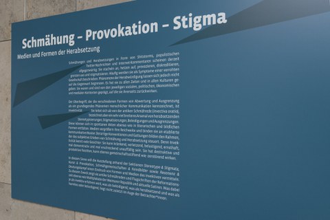 Foto von Exponaten der Ausstellung