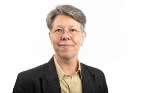 Claudia Lange