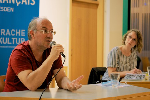 Photo 10 on the occasion of the reading of “Die Flüchtigen” (The Fugitives) – Alain Damasio and Milena Adam in conversation on September 15, 2021, at the Goethe-Institut Dresden.