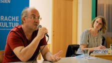Photo 10 on the occasion of the reading of “Die Flüchtigen” (The Fugitives) – Alain Damasio and Milena Adam in conversation on September 15, 2021, at the Goethe-Institut Dresden.