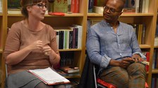 Foto 7 anlässlich von „Max Lobe. Lesung und Gespräch: Confidences“ am 27.10.2022 in der Buchhandlung LeseLust Dresden.